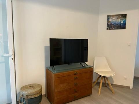 T2! 3 Ou 4 Personnes Centre Ville Neuf Avec Garage Санари-сюр-Мер Экстерьер фото