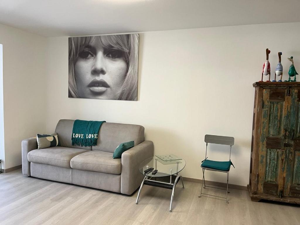 T2! 3 Ou 4 Personnes Centre Ville Neuf Avec Garage Санари-сюр-Мер Экстерьер фото